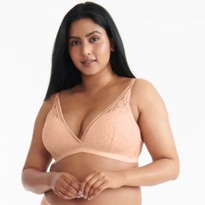 Knix - Knixy Lace Deep-V Bralette in Honey Peach - wireless